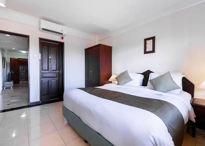 Private 6503 At The Jayakarta Apartment